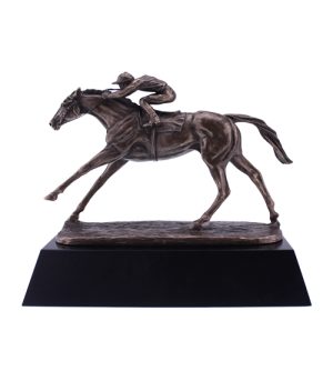 Horse Racing - Stretched