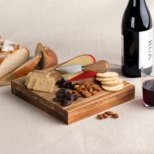 Alternative view of Clamshell Cheese Board
